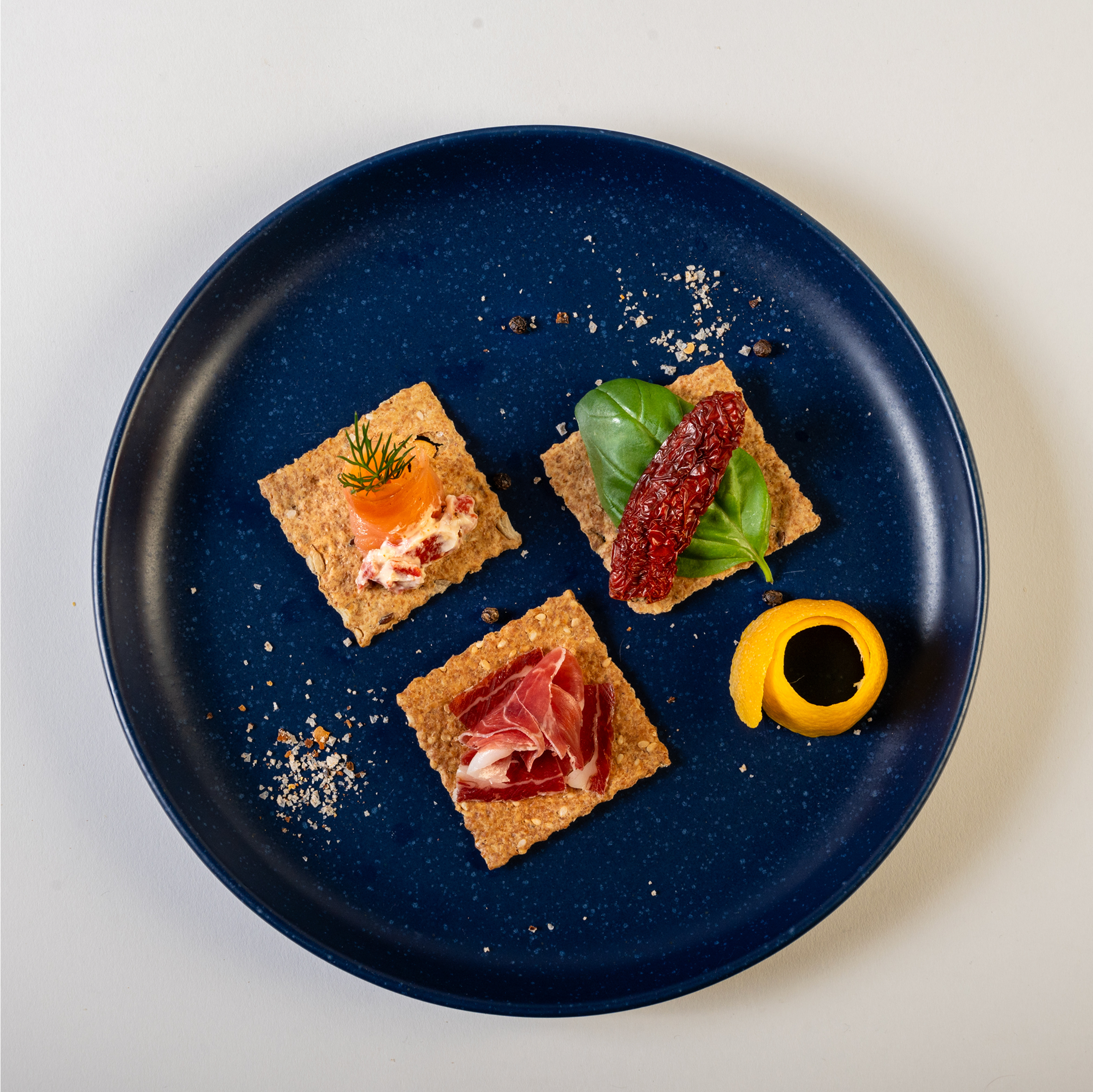 Toasted Sesame & Honey Crackers